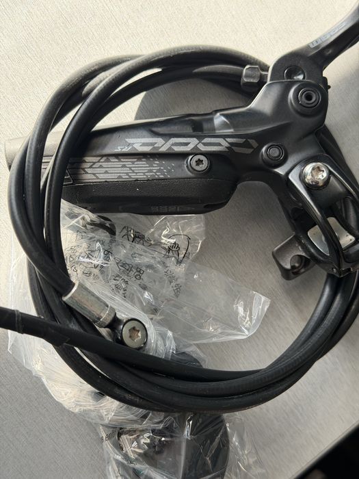 Спирачки SRAM CODE RS подарък накладки чисто нови