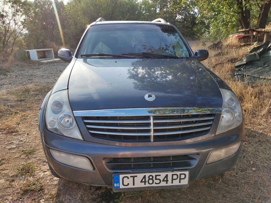 Ssang Yong  (Rekston )