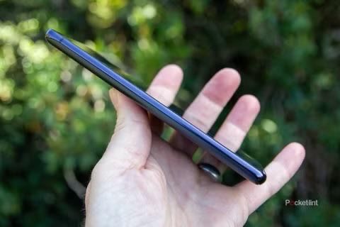 телефон Samsung s20 FE