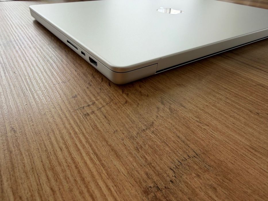 MacBook Pro 16" M3 MAX 14-CPU, 30-GPU, 36GB RAM, 1TB SSD