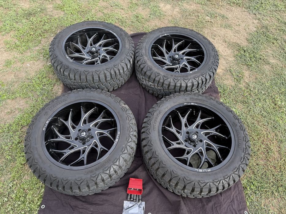 Джанти с гуми Wrangler