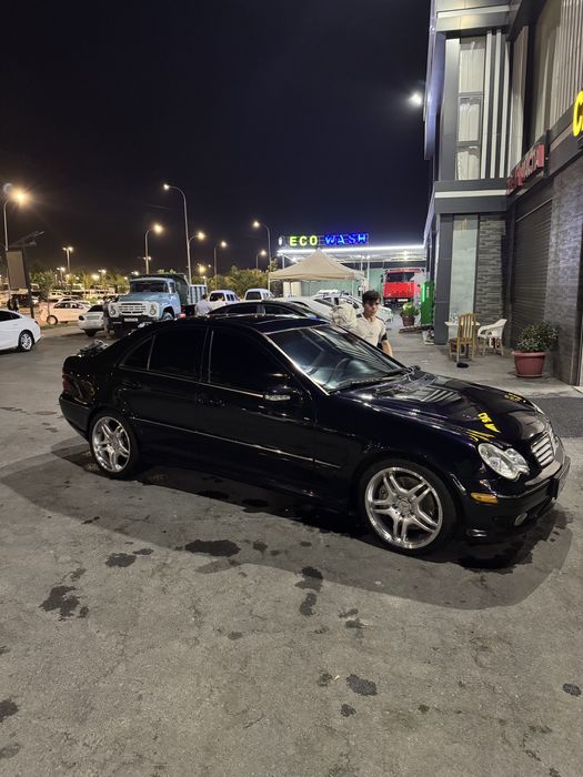 Mercedes W203 сотилади