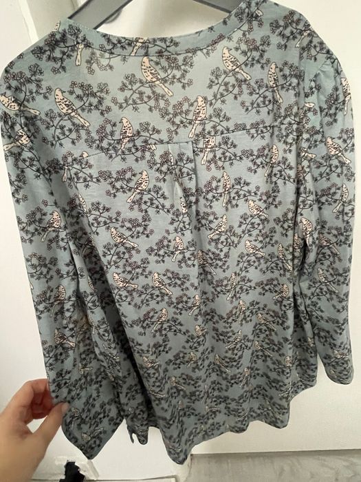 Buze noi de firma M , 2 buc