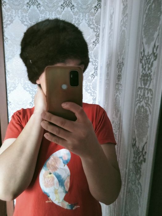 Продам шапку норковую