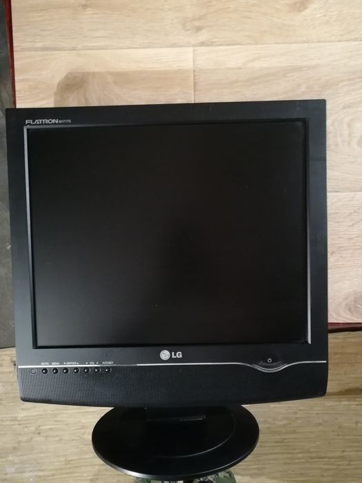 Монитор LG Flatron