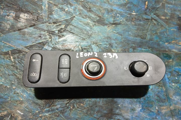 Buton reglaj oglinzi 5P0863263 5P0959565 BRICHETA BUTON ESP 5P0863263