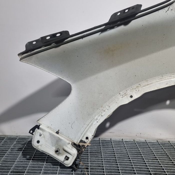 Aripa Dreapta Fata Suzuki SX4 S - Cross II 2013 - 2016 4 Usi Alb ZNL (1410)