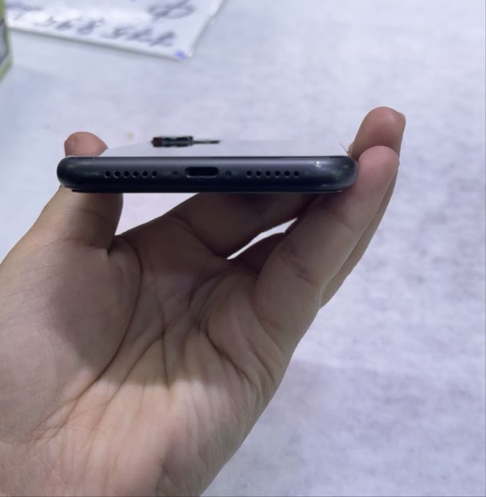 Айфон 11 сатылады 128гб