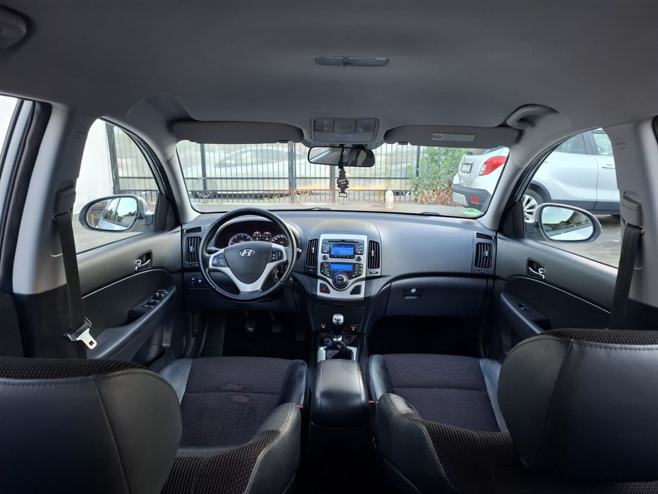 ~Hyundai i 30 cw Style 1.6 Diesel /Euro  5 Import Germania ~