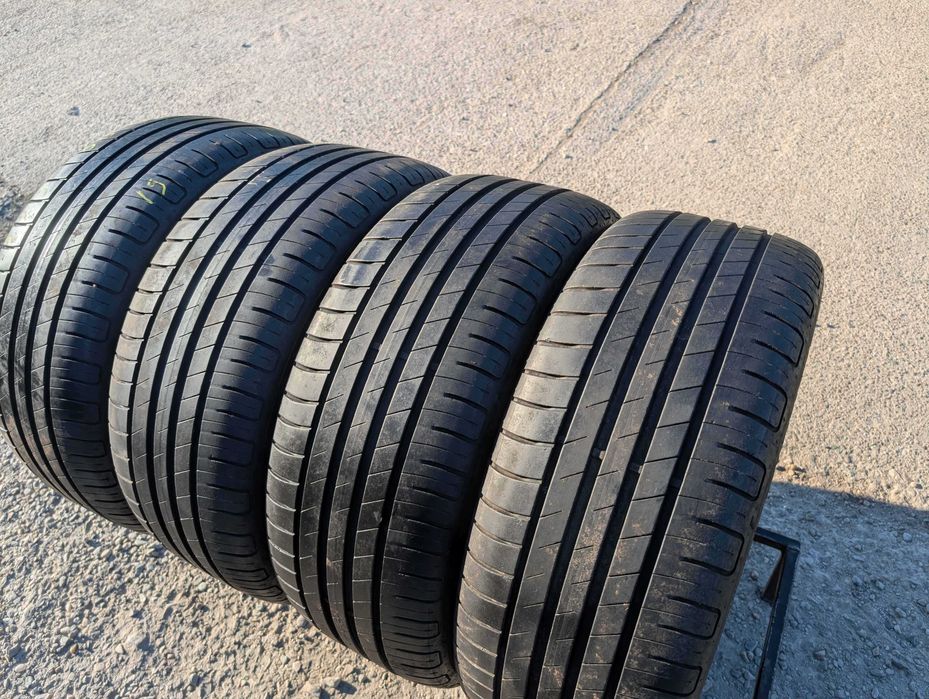 225/50 R17 • Vara • Goodyear Efficient Grip Performance 94W | 4 buc | Pret/buc