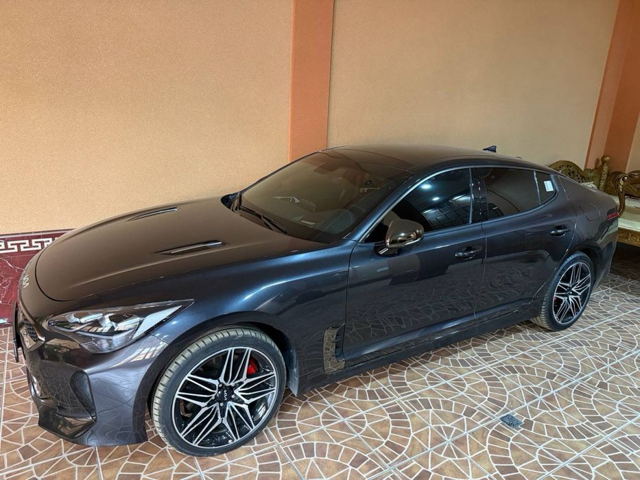 Kia Stinger 3.3 Turbo 2023
