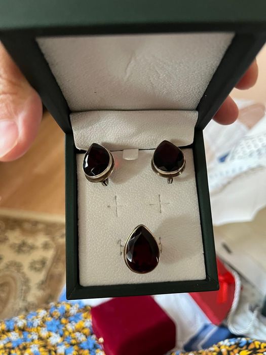Серебряный набор с гранатом, 925 пробы