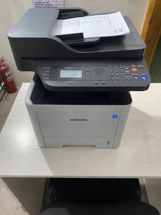 Продам лазерное офисное МФУ Samsung