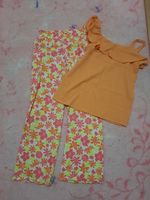 Одежда на девочку 7-10 лет