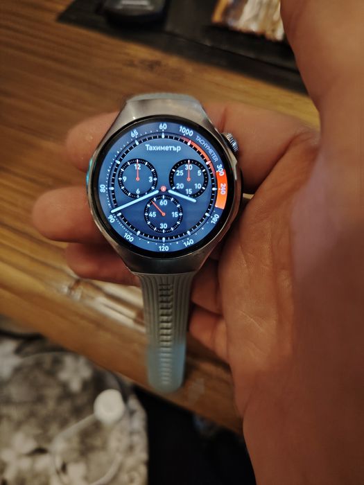 Huwwei watch 5  като нов !