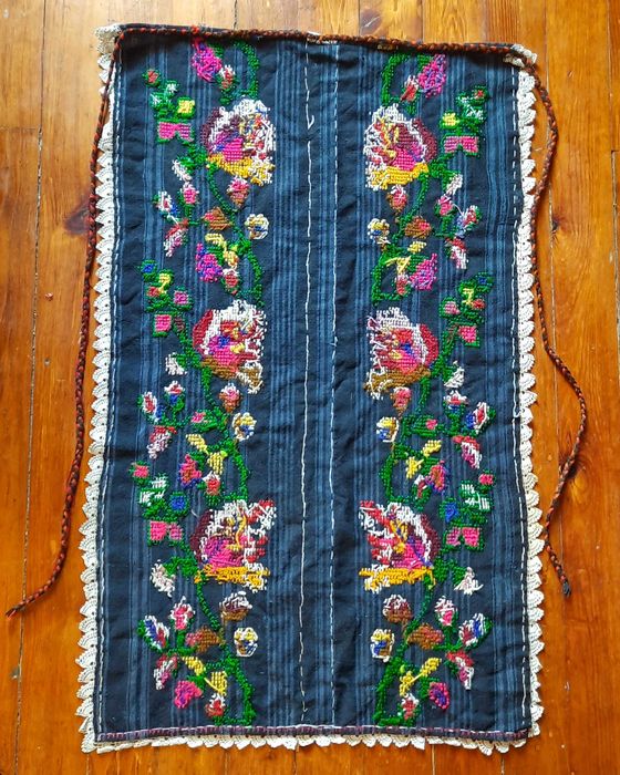 Варненска престилка за носия,с.Неофит Рилски, община Ветрино