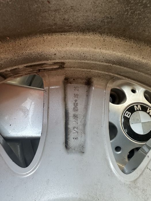 Комплект дисков с резиной 245/45 r19