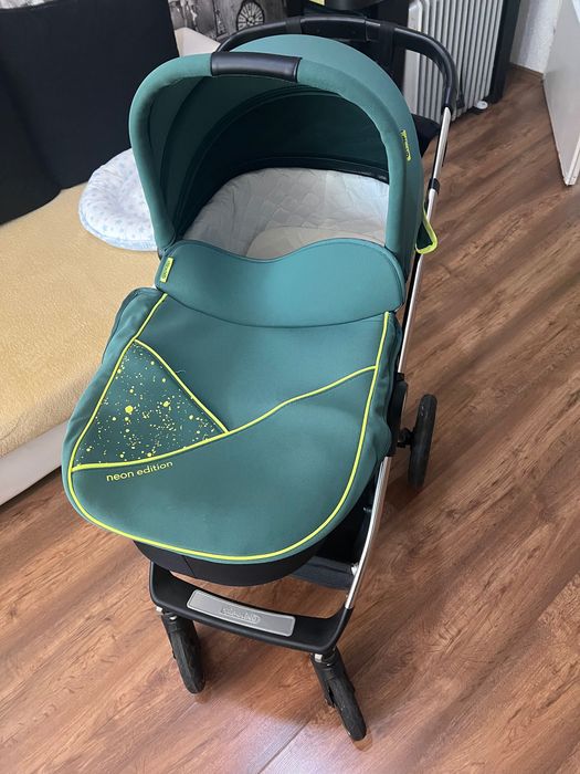 Бебешка количка Chipolino Elite Neon Edition 3 в 1 – 160 €