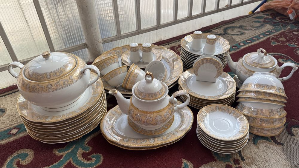 Японский Столовый сервиз. Новый.