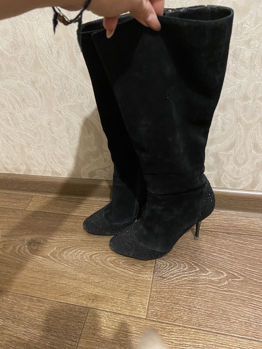 Замшевые сапоги размер 35-36