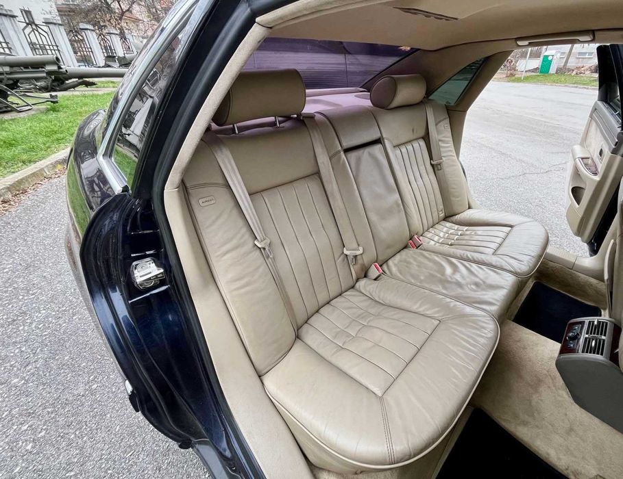 Audi A8 D2 4.2 310 к.с. 2001 г. (фейслифт)