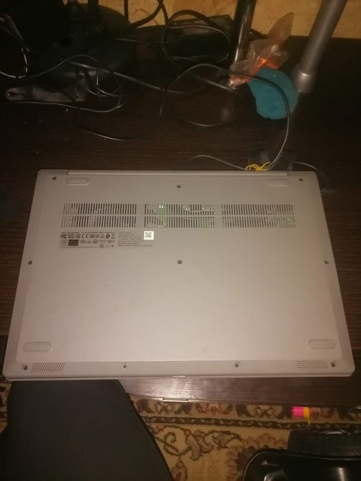Продам ноутбук леново ideapad 3 15ada05