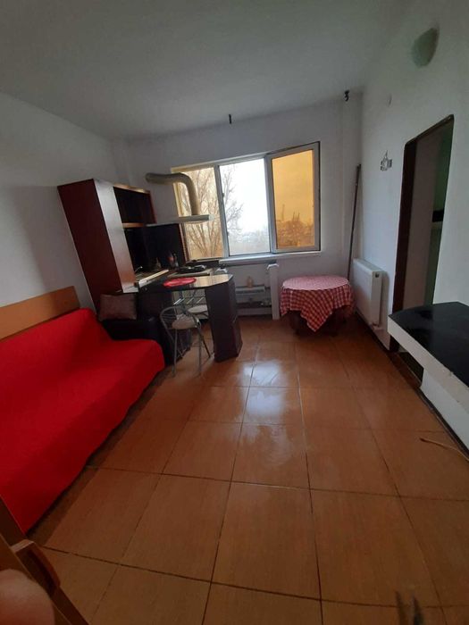 De vanzare Garsoniera zona FAR