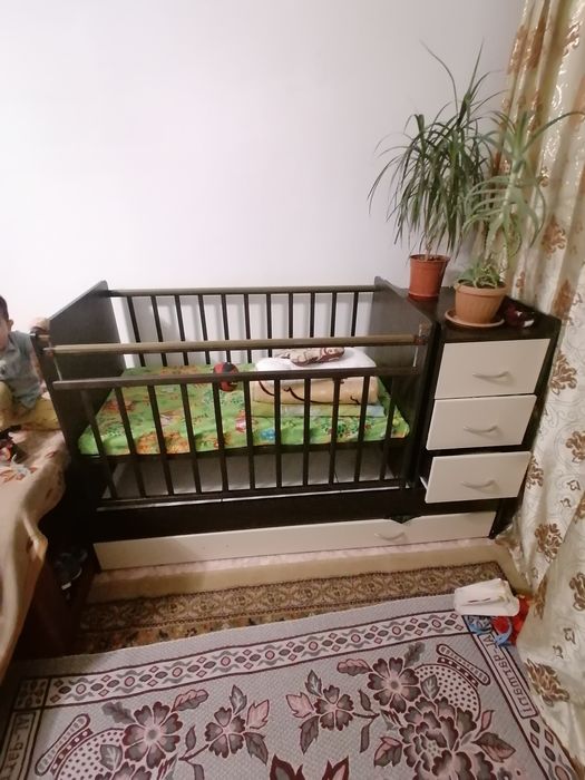 Продам Манеж трансформер