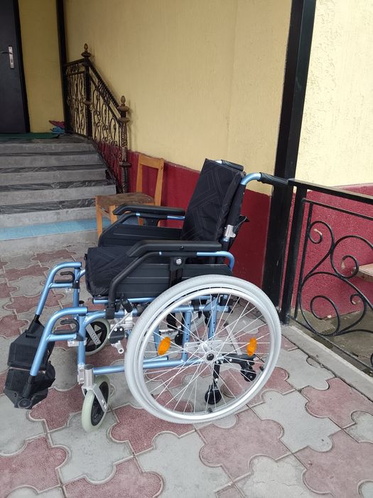 Инвалидный коляска
