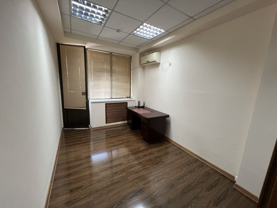 Аренда под офис метро Алайский! С мебелью вкл Коммуналко! 54м2 2комнат