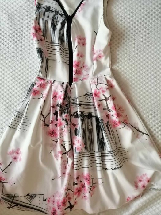 Рокля Alessa XS размер