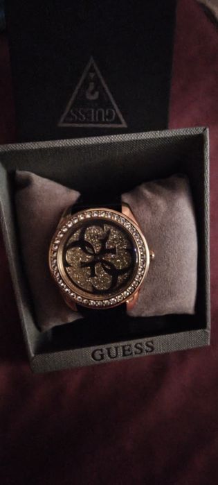 Ceas Guess de dama