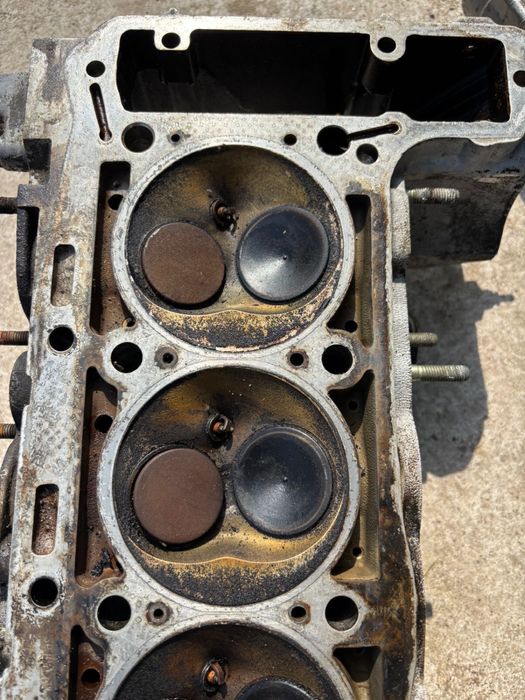 Головка 102 мотор 2.3 мерседес