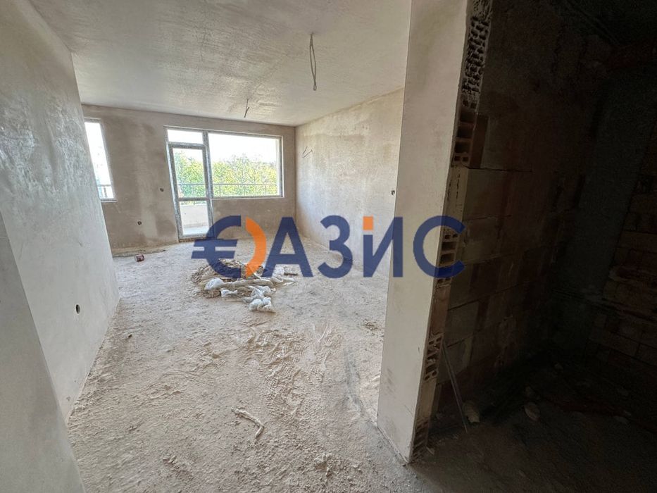 Продава се Едностаен апартамент в Поморие - 49 кв.м за 1368 €/кв.м - Снимка #1