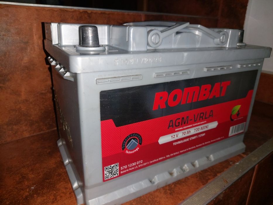 Baterie ROMBAT AGM 70 Ah pentru masini cu start stop