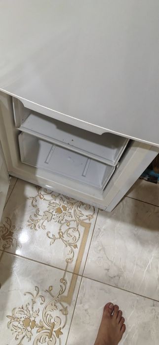 Холодильник на продажу