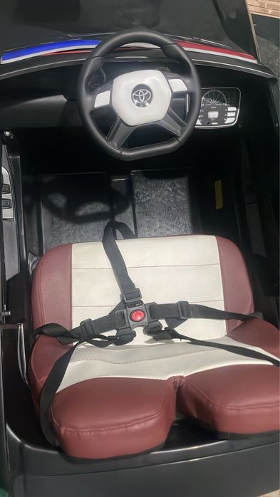 Продам пультовый машина