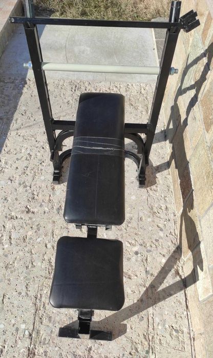 Лежанка за вдигане на тежести фитнес