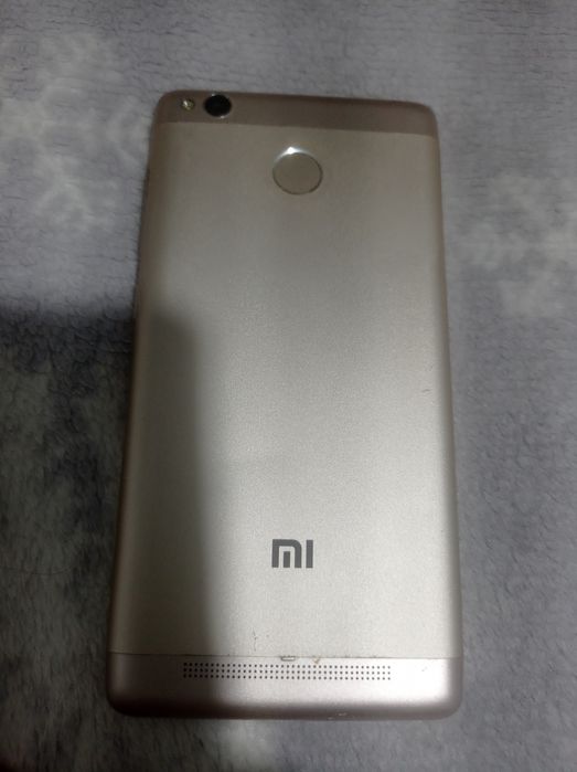 Redmi 3 S смартфон