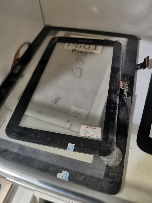 Телефон корпуслар сотилади