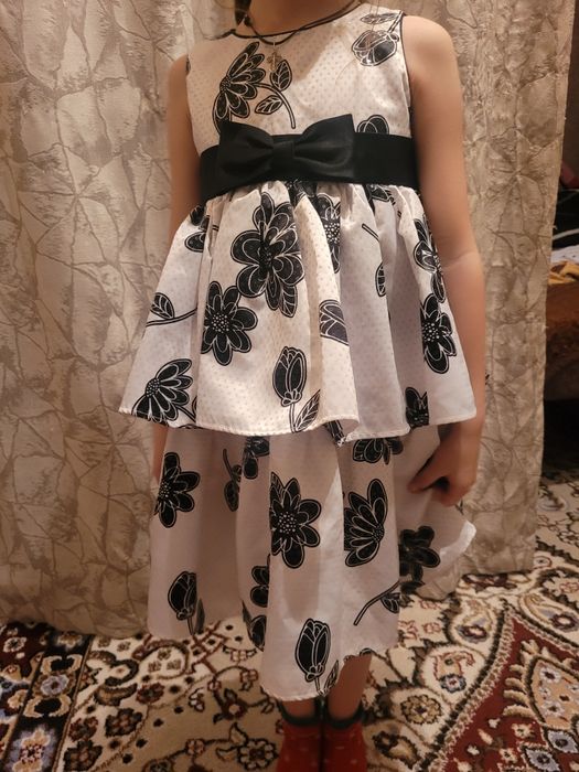 Платье нарядное для девочки