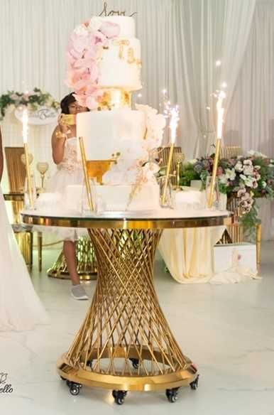Masa prezentare tort evenimente#nunti Exquisite