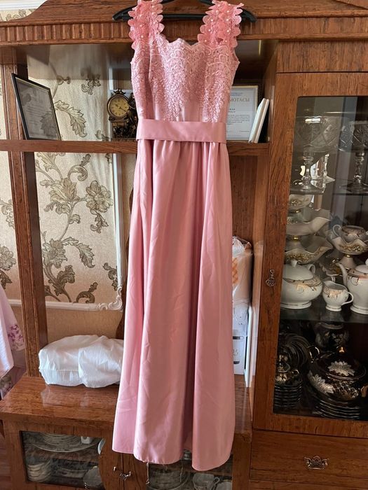 Вечернее платье.