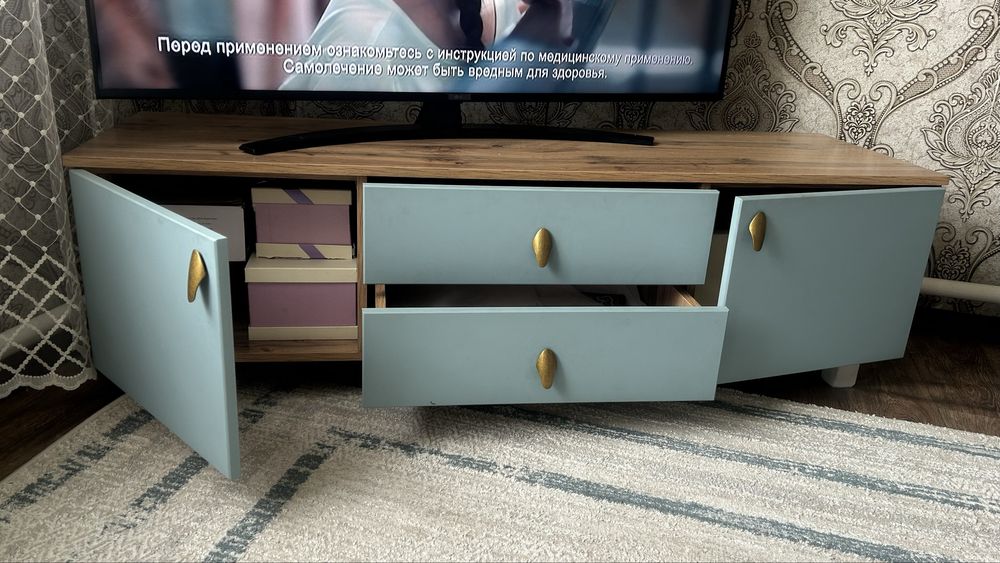 Продам тумбу под ТВ