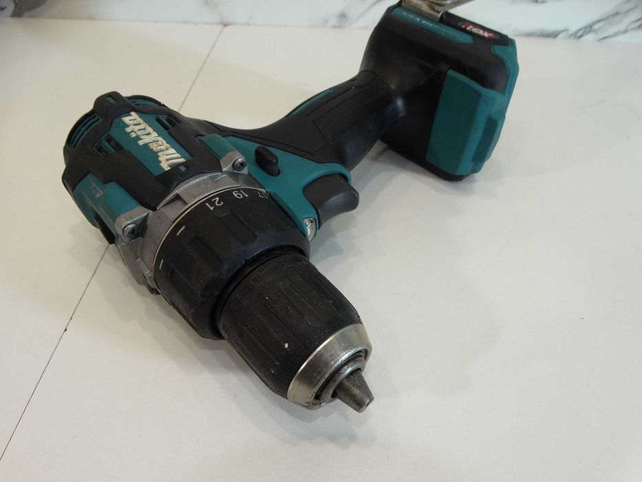 Makita DF 002G / 40 V / XGT - Професионален винтоверт