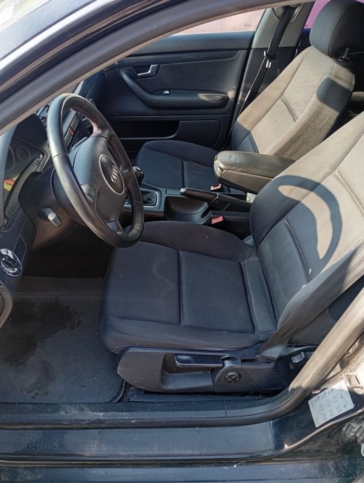Vând Audi A4 B6 an 2003 perfectă stare de funcționare .