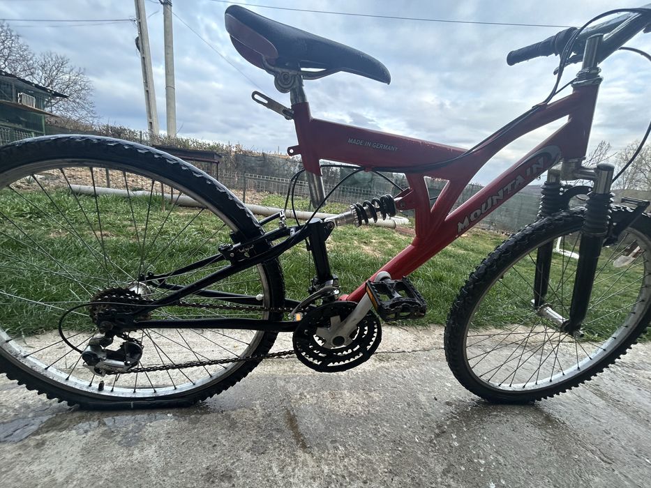 Se vinde bicicleta full suspension