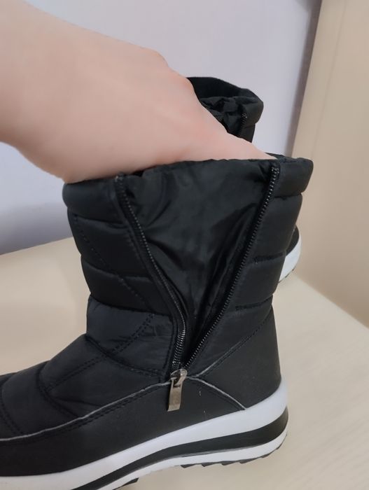 Дутыши очень тёплые,размер 35-36.Новые!!!