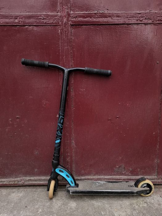 -MGP VX8 PRO- trotineta