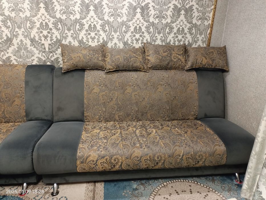 Диван и два кресла 30.000